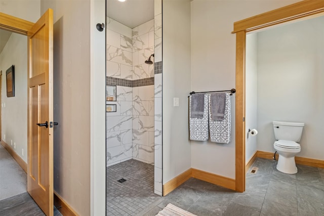 559 Stage Springs Ln, Stevensville, MT 59870 - bathroom featuring tiled shower