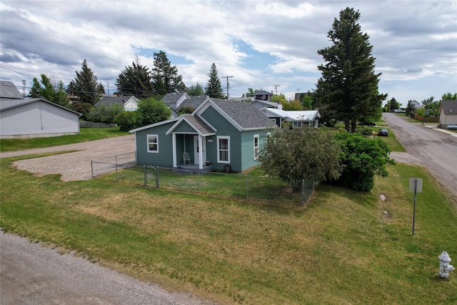 102 E Chilton St, White Sulphur Springs, MT 59645 - view of front of home