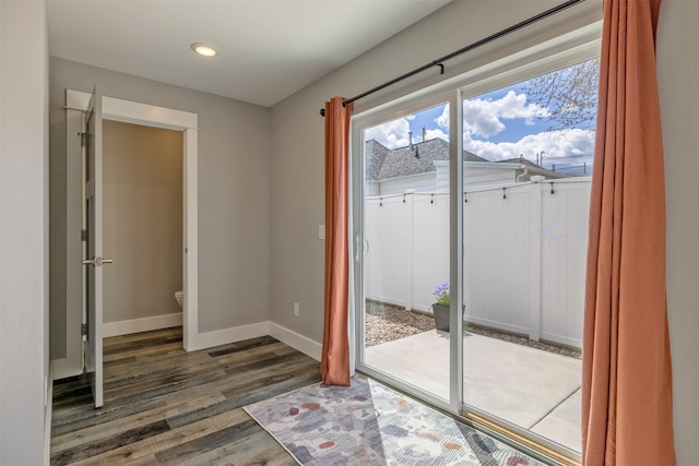605-607 Leslie Ave, Helena, MT 59601 - entryway with wood finished floors and recessed lighting