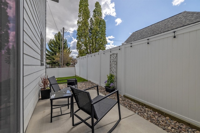605-607 Leslie Ave, Helena, MT 59601 - fenced backyard featuring a patio