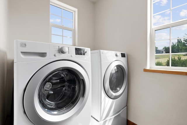 54 Bluebird Dr, Kalispell, MT 59901 - laundry area featuring separate washer and dryer