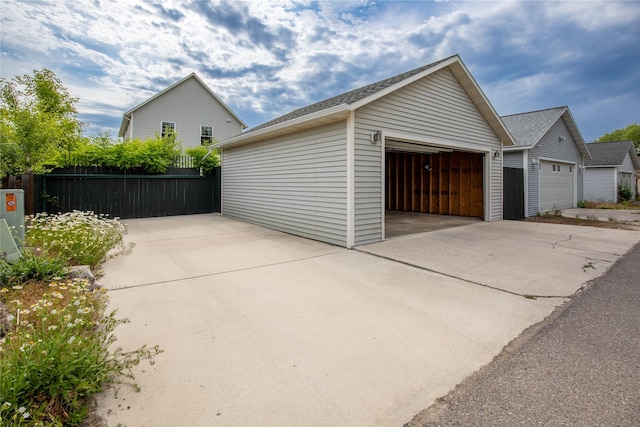 603 Luella Ln, Missoula, MT 59801 - view of garage