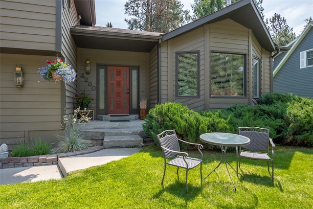 4280 Fox Farm Rd, Missoula, MT 59802 - entrance to property with a lawn