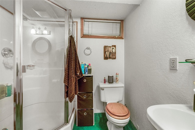 305 S Dell Dr, Havre, MT 59501 - full bath featuring a shower stall and toilet