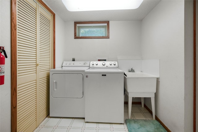 305 S Dell Dr, Havre, MT 59501 - washroom featuring washer and dryer and light flooring