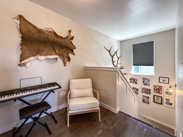 2876 Twilight Ave, Helena, MT 59601 - living area with wood finished floors and baseboards