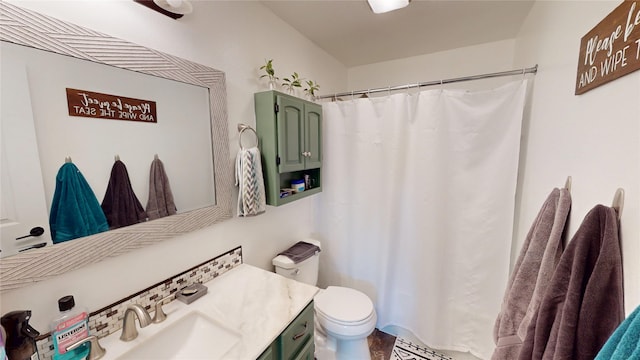 181 Ridgeway Dr, Lolo, MT 59847 - full bath with vanity and a shower with shower curtain