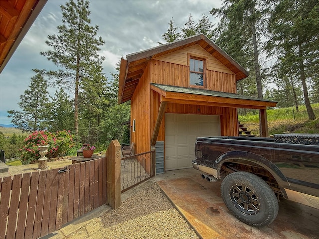 23254 Dayton Creek Rd, Proctor, MT 59929 - detached garage with driveway