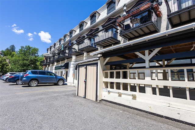 62 S Last Chance Gulch Gulch Unit 5, Helena, MT 59601 - view of building exterior featuring uncovered parking