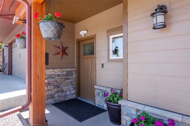 467 Ridgeway Dr, Lolo, MT 59847 - entrance to property with stone siding