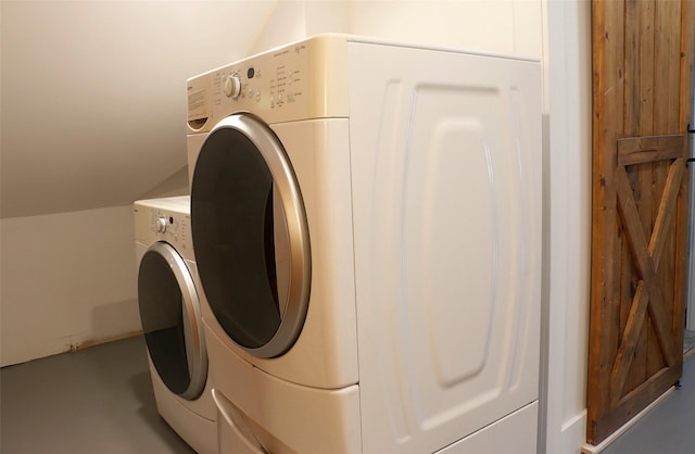 319 2nd St SW, Choteau, MT 59422 - laundry room with separate washer and dryer