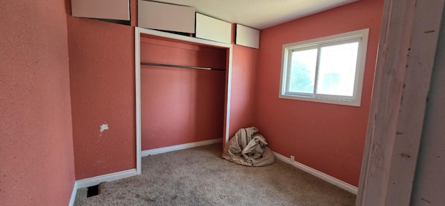 915 3rd Ave SW, Great Falls, MT 59404 - unfurnished bedroom featuring carpet flooring and a closet