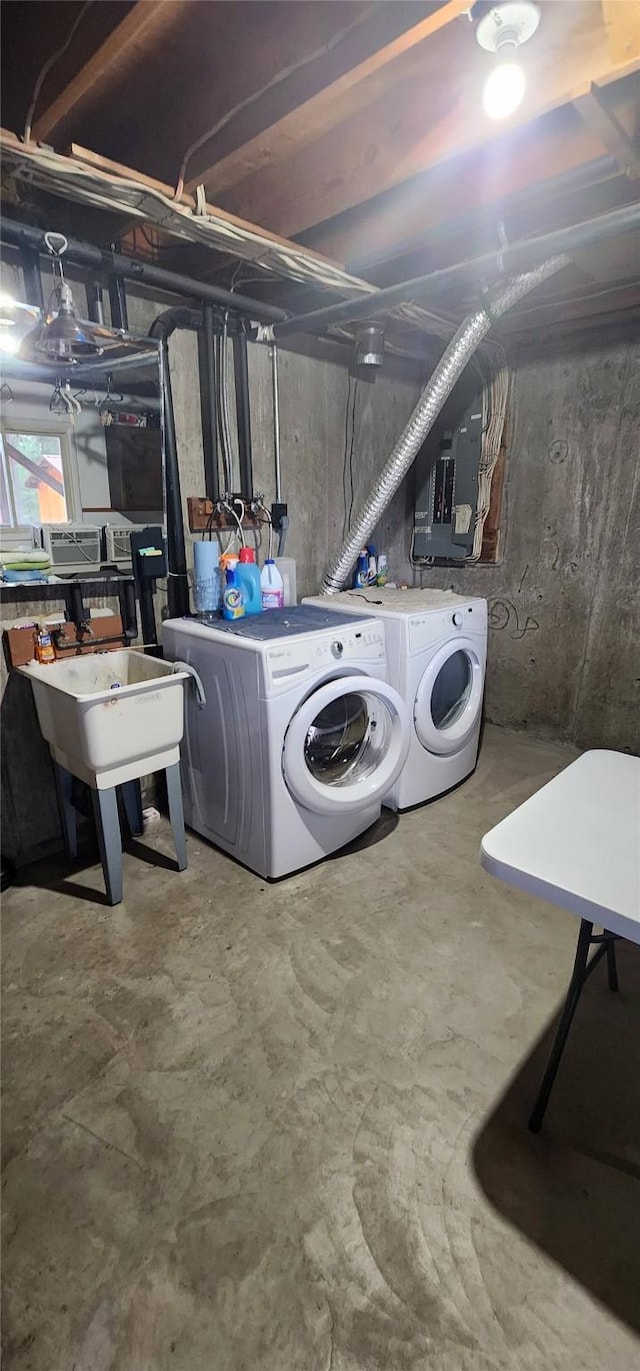9 Cross Ln, Plains, MT 59859 - laundry area featuring independent washer and dryer and electric panel