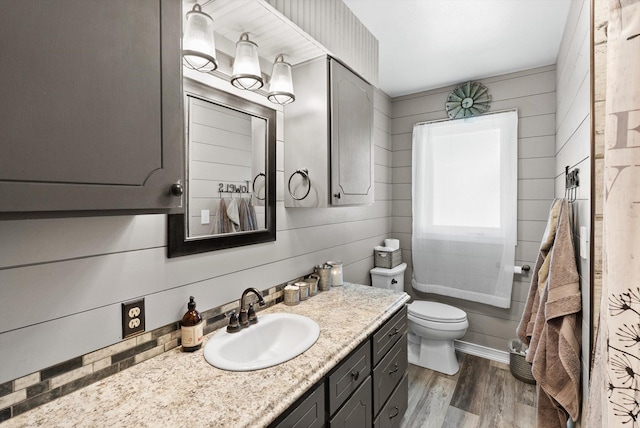 149 Meadow Vista Ln, Deer Lodge, MT 59722 - full bathroom with vanity and wood finished floors