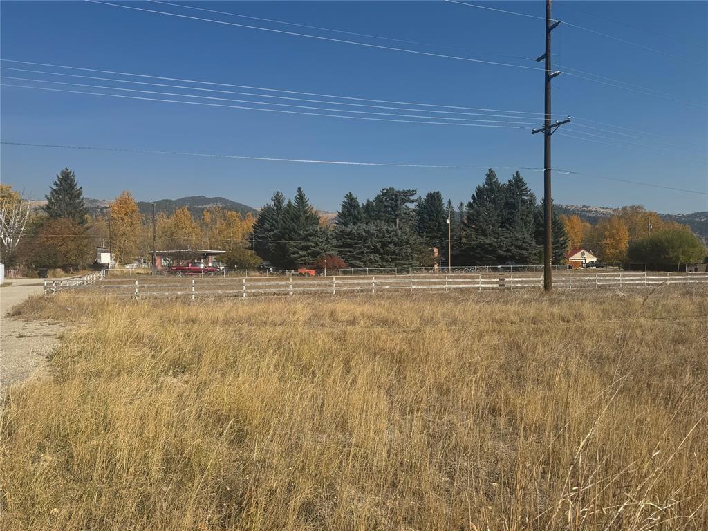 49 Gagnon Dr, Anaconda, MT 59711