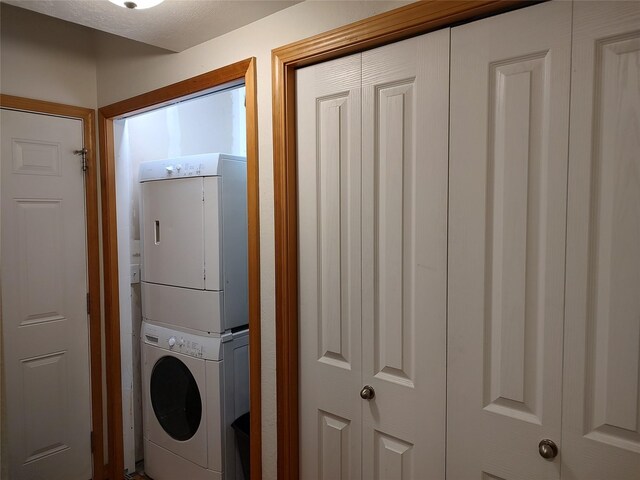 2426 Ernest Ave, Missoula, MT 59801 - laundry area with estacked washer and dryer
