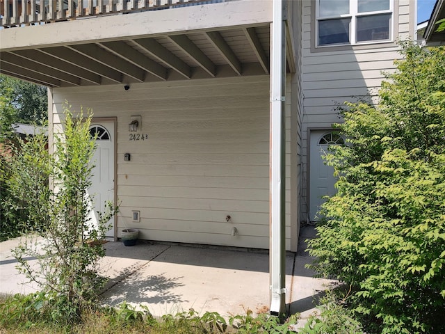 2426 Ernest Ave, Missoula, MT 59801 - entrance to property featuring a patio area