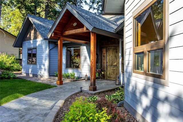 33731 Westview Dr, Bigfork, MT 59911 - entrance to property with a shingled roof