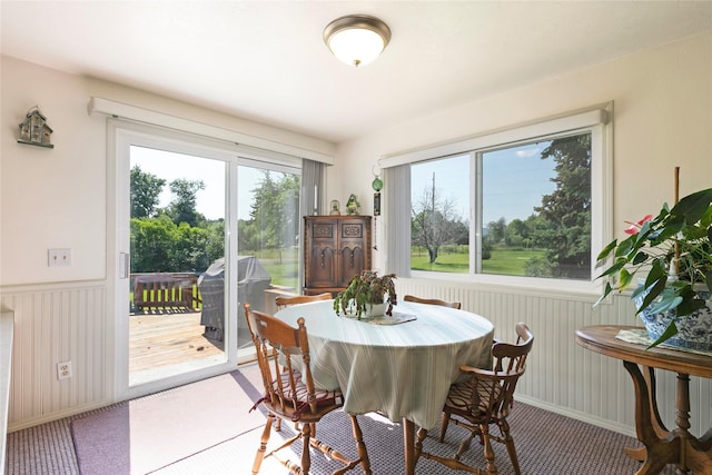 232 Kurtz Ln, Hamilton, MT 59840 - carpeted dining area with wainscoting