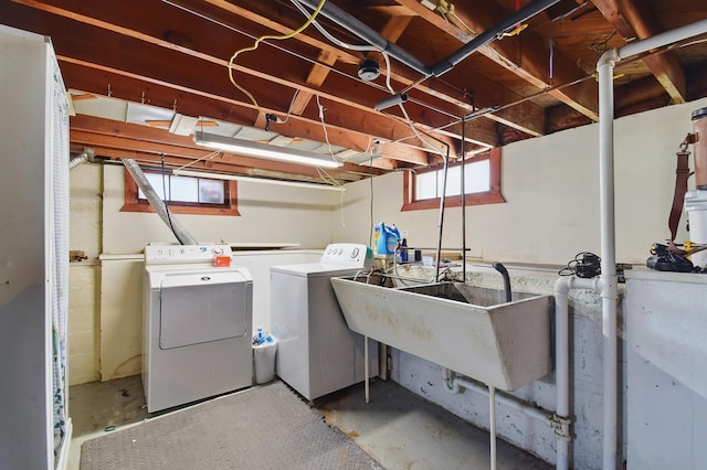 3120 1st Ave N, Great Falls, MT 59401 - laundry area featuring washer and dryer