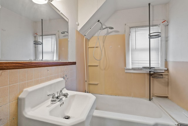 1307 4th St W, Kalispell, MT 59901 - full bathroom with shower / tub combination and tile walls