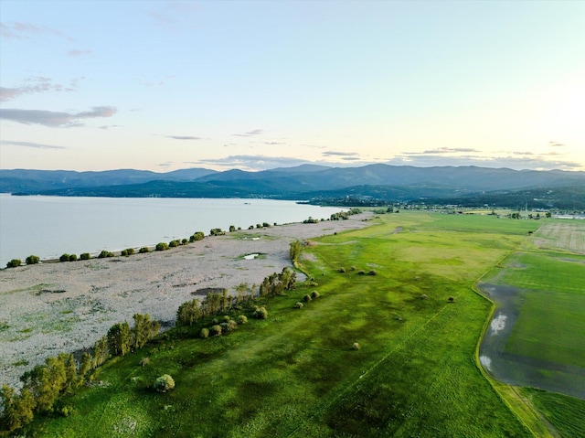 936/922 Mt Highway 82, Somers, MT 59932