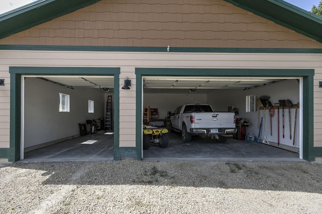 3979 Evenson Ln, Stevensville, MT 59870 - garage with gravel driveway