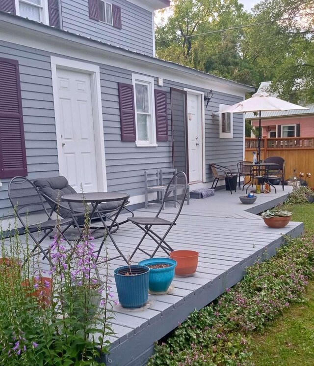 905 3rd Ave E, Kalispell, MT 59901 - deck featuring outdoor dining space