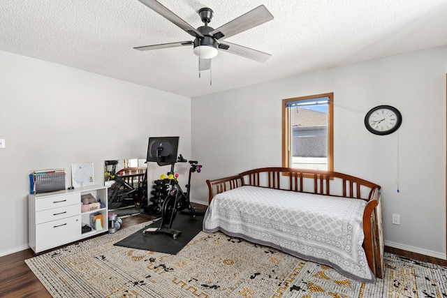 2604 5th Ave S, Great Falls, MT 59405 - bedroom with wood finished floors, a textured ceiling, and ceiling fan