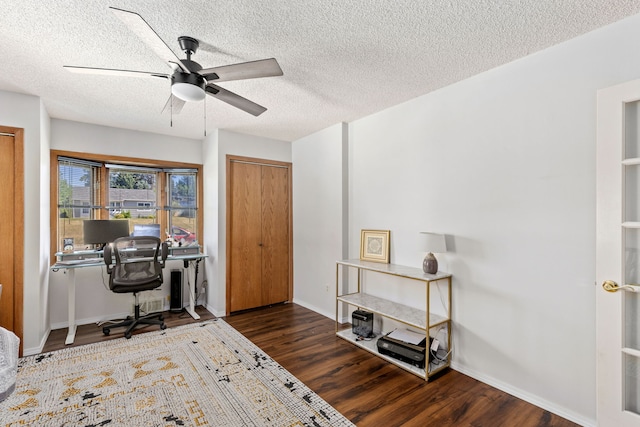 2604 5th Ave S, Great Falls, MT 59405 - office area featuring wood finished floors, a ceiling fan, and a textured ceiling