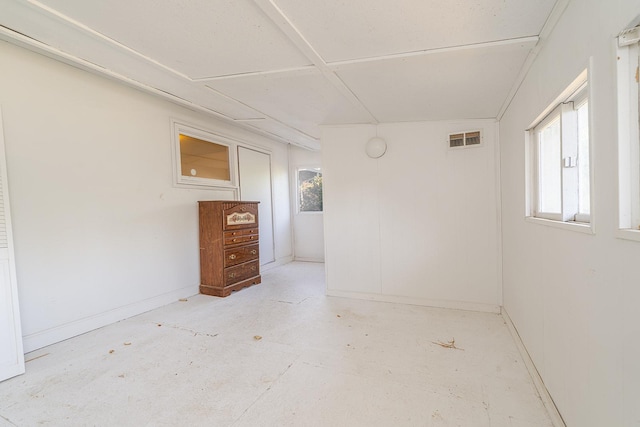 408 23rd Ave NE, Great Falls, MT 59404 - unfurnished room with baseboards