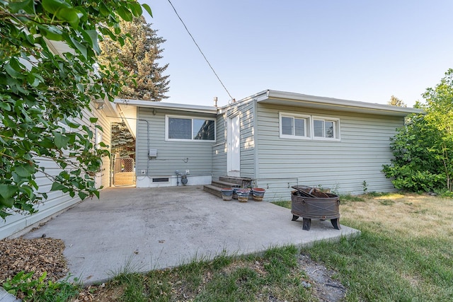 408 23rd Ave NE, Great Falls, MT 59404 - back of property featuring entry steps and a patio area