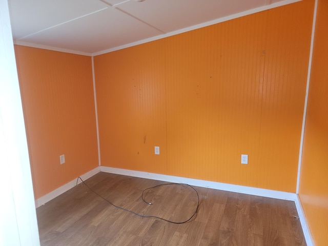 138 Singo Dr, Turtletown, TN 37391 - empty room with wood finished floors, baseboards, and crown molding