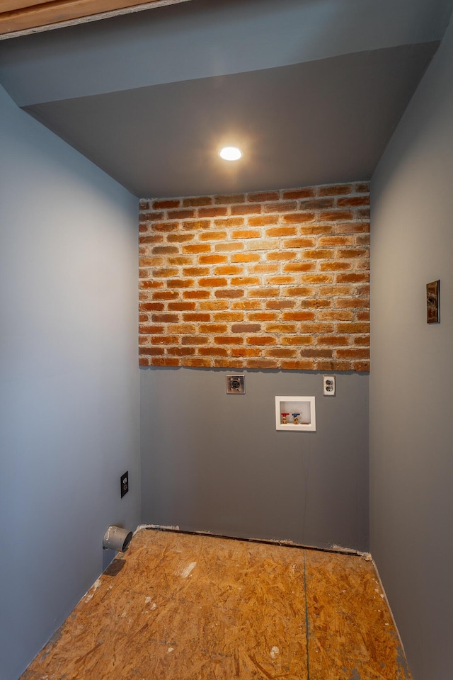 4701 Maywood Ln, Chattanooga, TN 37416 - washroom featuring washer hookup and recessed lighting