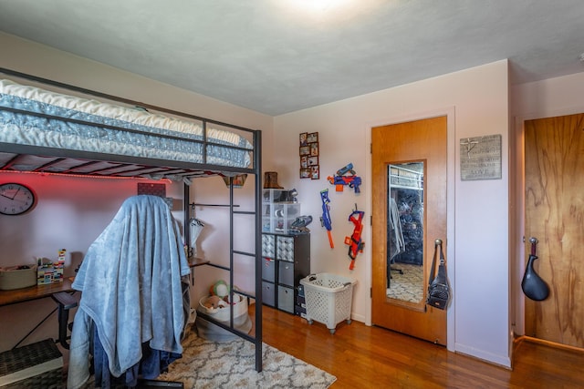 4701 Maywood Ln, Chattanooga, TN 37416 - bedroom featuring wood finished floors and baseboards