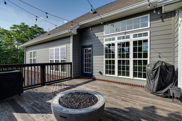 2074 Volunteer Dr SW, Cleveland, TN 37311 - wooden deck with grilling area