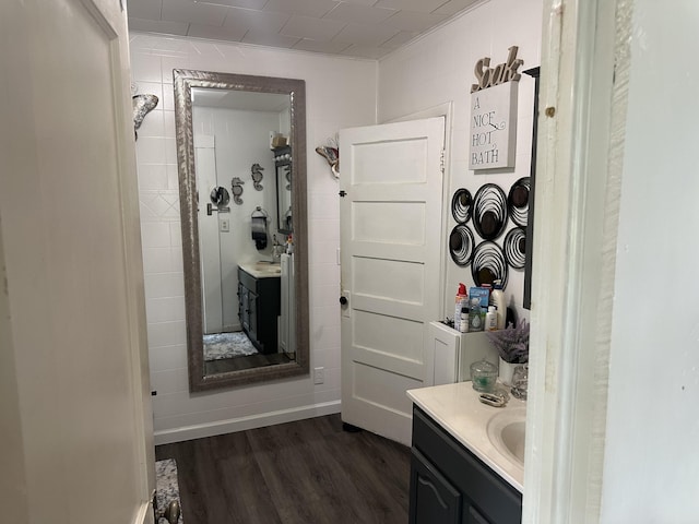 1785 Benton Station Rd, Benton, TN 37307 - bathroom featuring wood finished floors and vanity