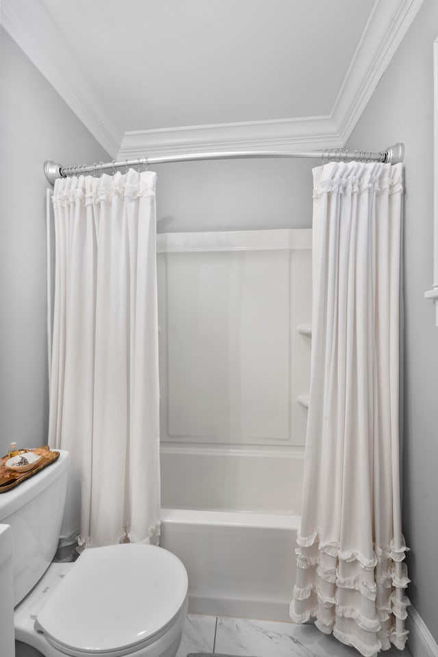 bathroom with toilet, crown molding, and shower / tub combo with curtain