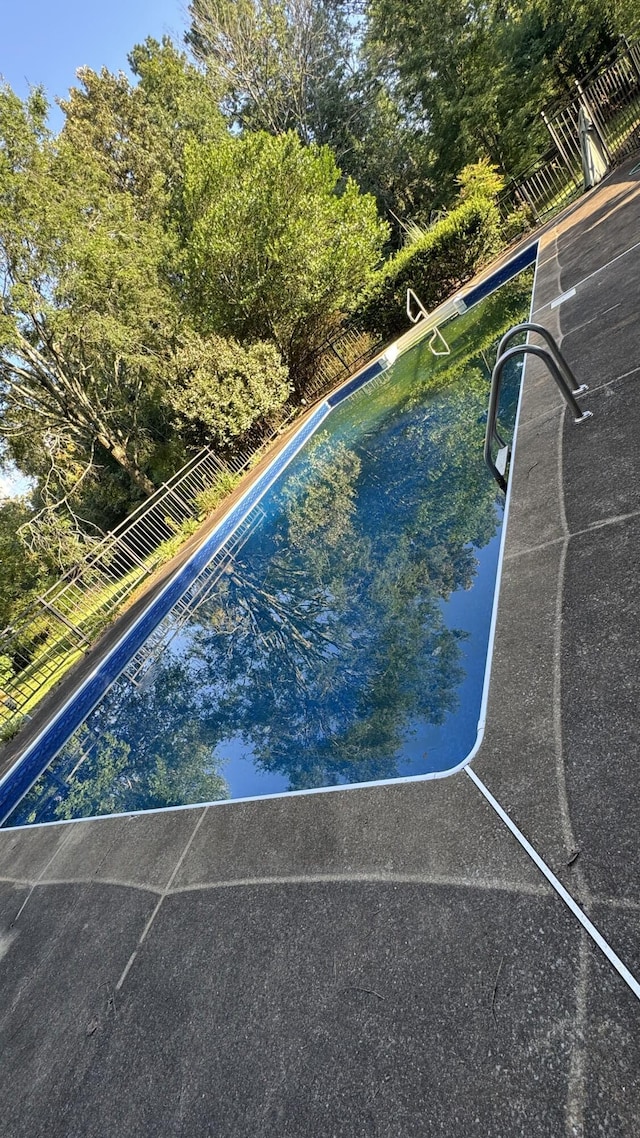 3619 Sourwood Trl, Cleveland, TN 37312 - view of swimming pool