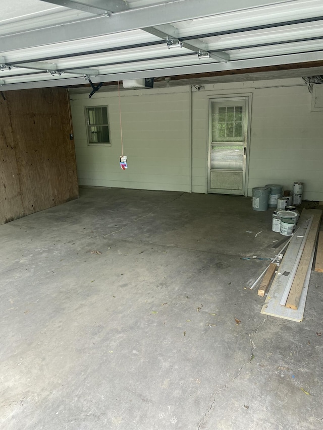 2320 Raines Dr NW, Cleveland, TN 37311 - view of garage