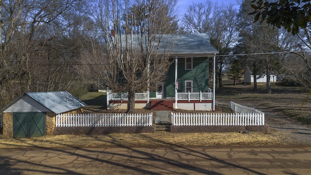 view of front facade featuring a porch