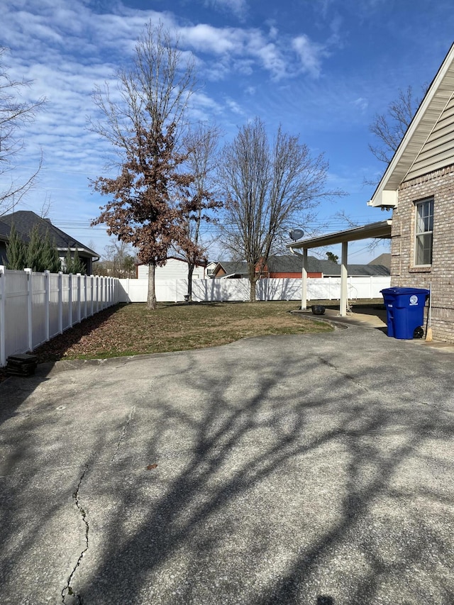 view of yard featuring a fenced backyard