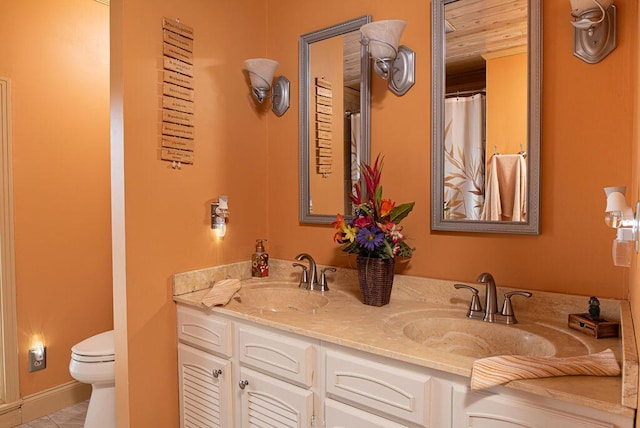 bathroom with a shower with shower curtain, vanity, wooden ceiling, and toilet