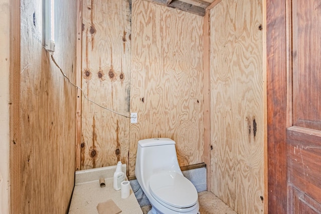 bathroom featuring toilet