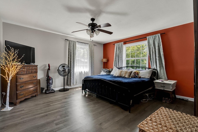 1430 Blythe Ferry Rd NE, Cleveland, TN 37312 - bedroom featuring wood finished floors, baseboards, and a ceiling fan
