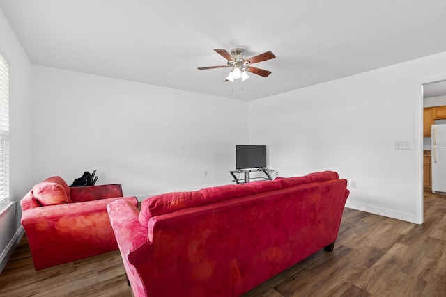 128 Mountain Breeze Ave, Dayton, TN 37321 - living room featuring ceiling fan, wood finished floors, and baseboards