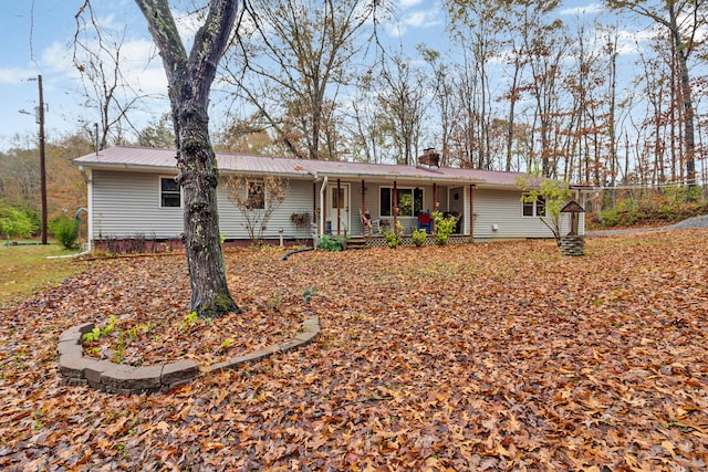 view of front of home featuring a porch