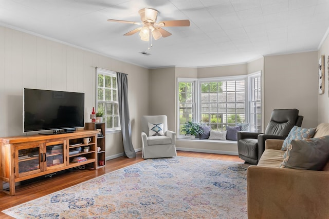352 W Rhea Ave, Spring City, TN 37381 - living area featuring ornamental molding, ceiling fan, and wood finished floors
