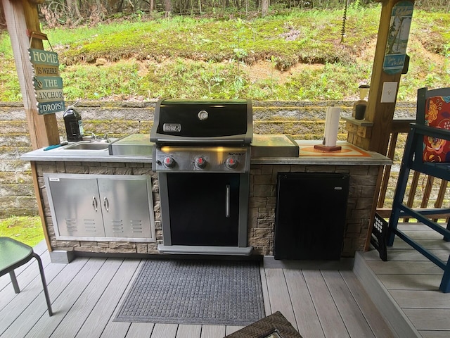 7054 Ski Club Rd, Harrison, TN 37341 - wooden terrace featuring a grill
