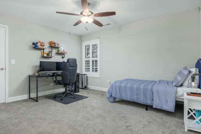 carpeted bedroom featuring ceiling fan